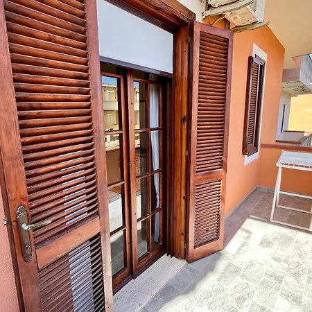 App Emily By La Via Del Mare Viaggi E Vacanze וילסימיוס