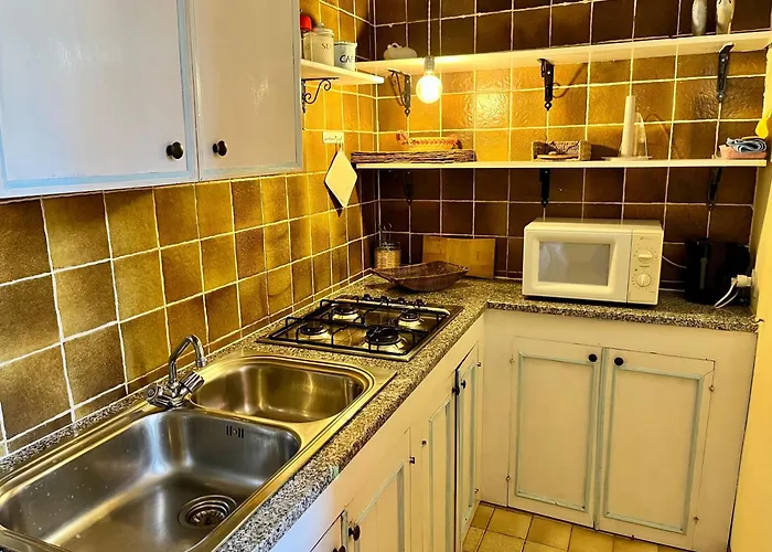 App Emily By La Via Del Mare Viaggi E Vacanze * 빌라시미우스